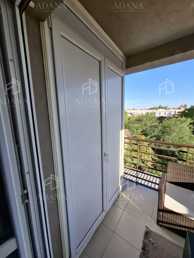 Četvorosoban stan 103 m² u novogradnji, širi centar - slika 18