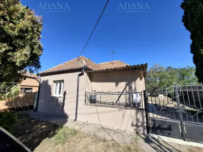 Renovirana kuća 97 m² na placu od 14,61 ari, Mužlja - slika 1